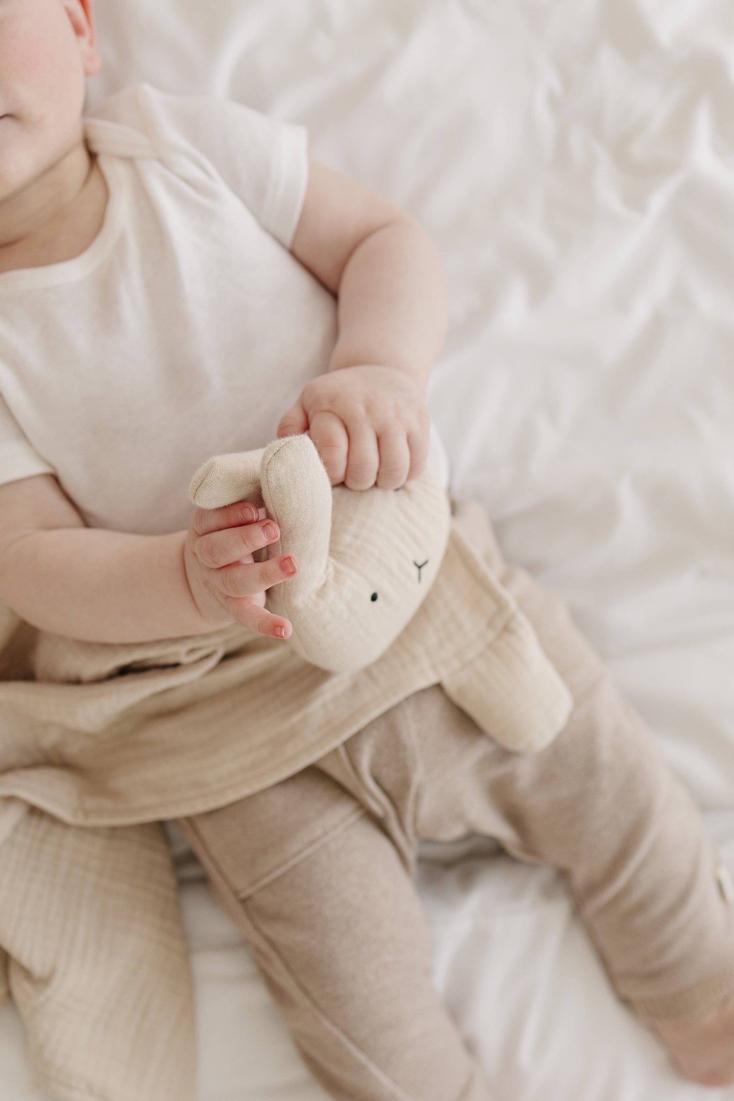 Marlowe & Co Natural Sand Bunny Lovey Blanket
