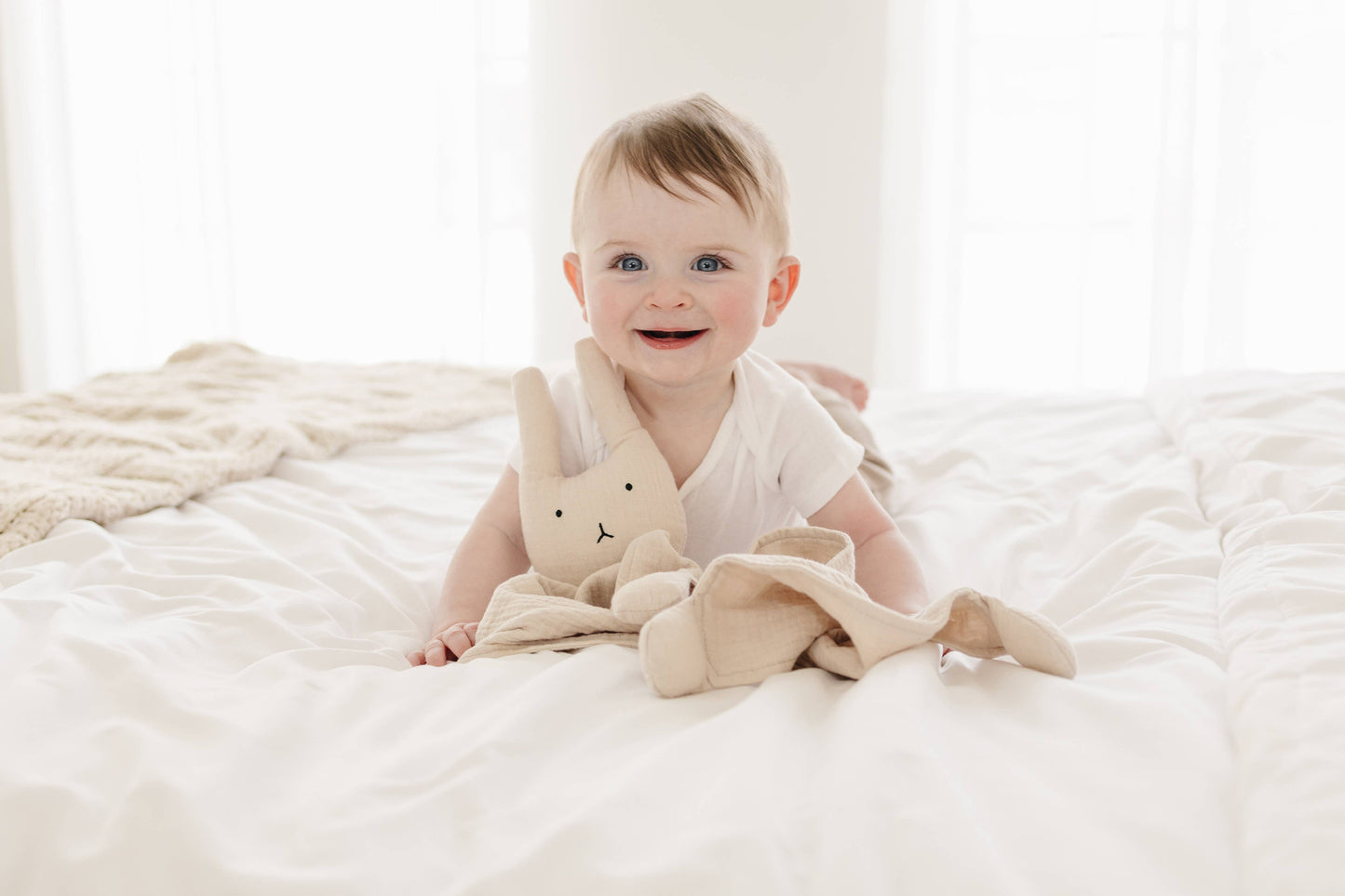 Marlowe & Co Natural Sand Bunny Lovey Blanket