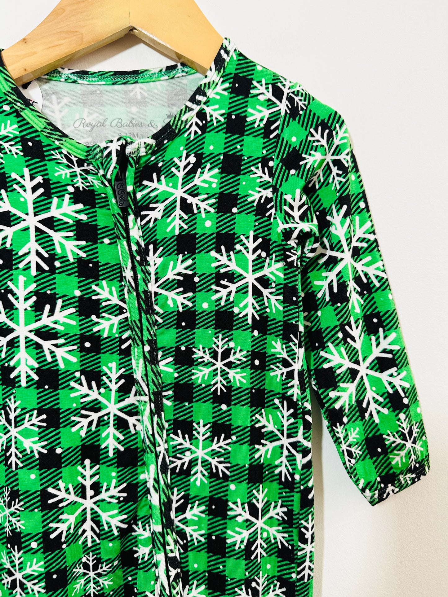Royal Babies & Tots Holiday Snowflake Pajamas / 3-6M / 9-12M