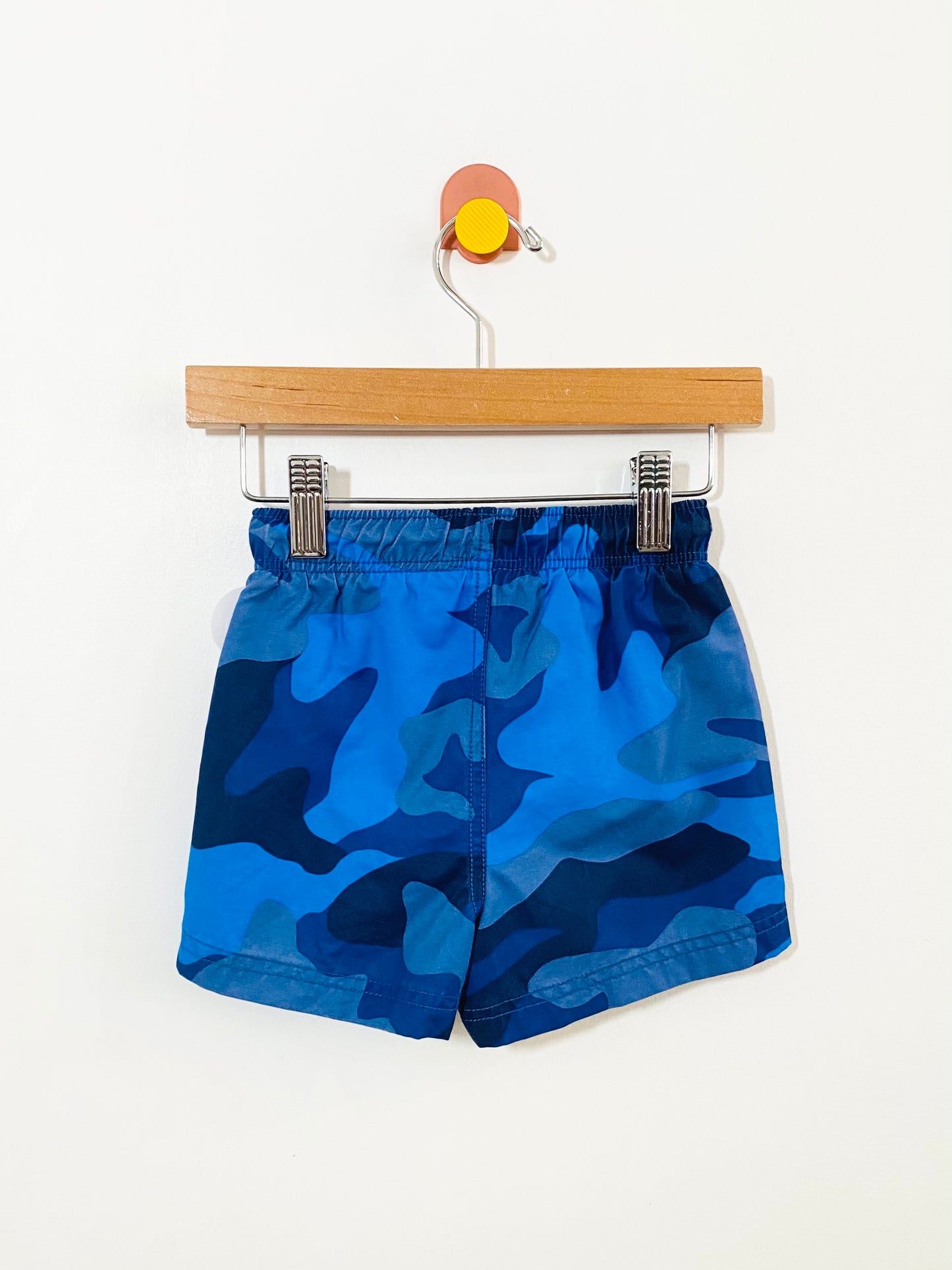 camo swim shorts / 2-3Y