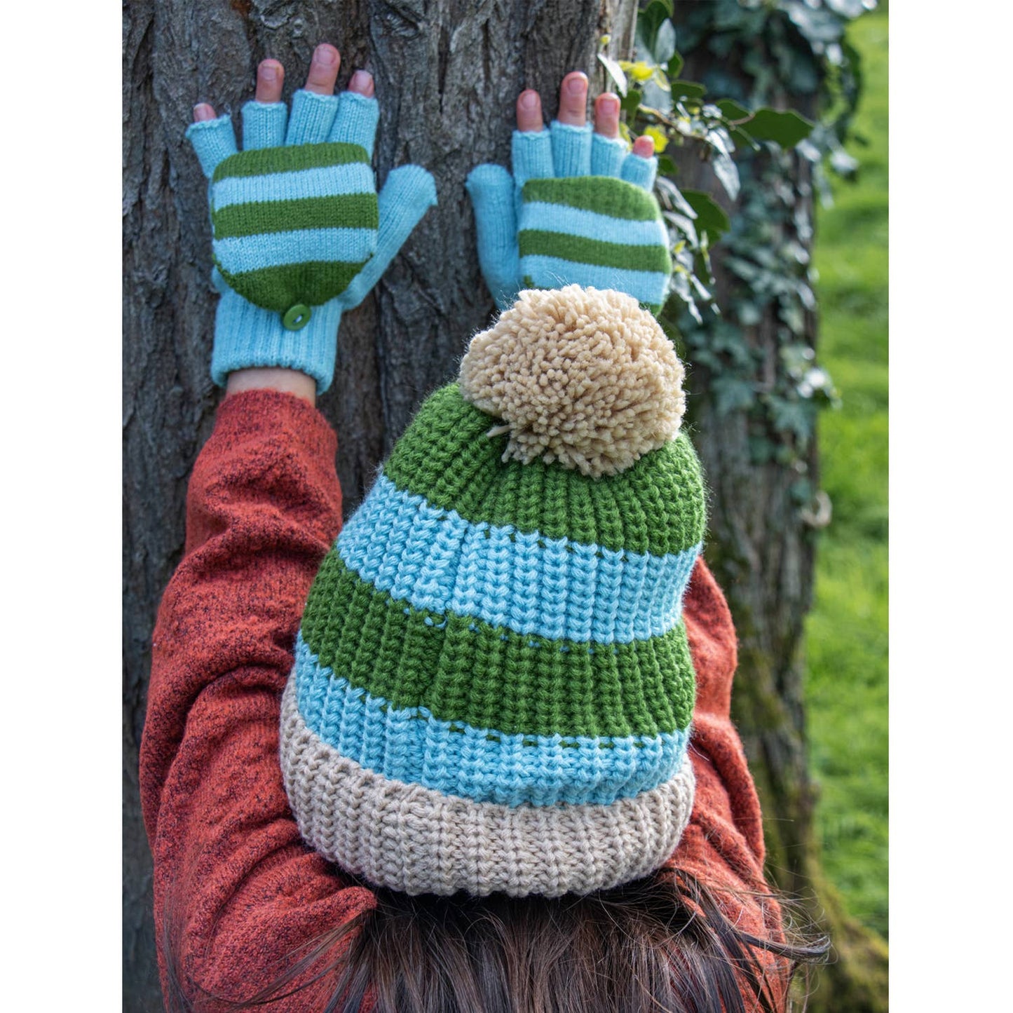 Striped Knitted Gloves