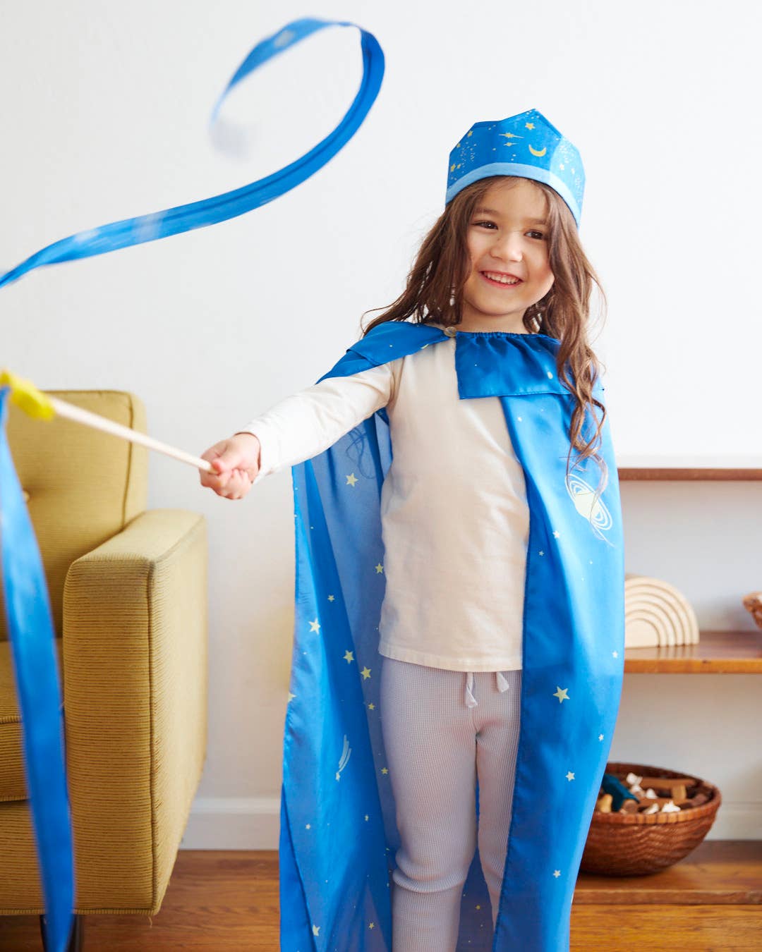 Sarah's Silks Silk & Wood Streamer -Star Blue