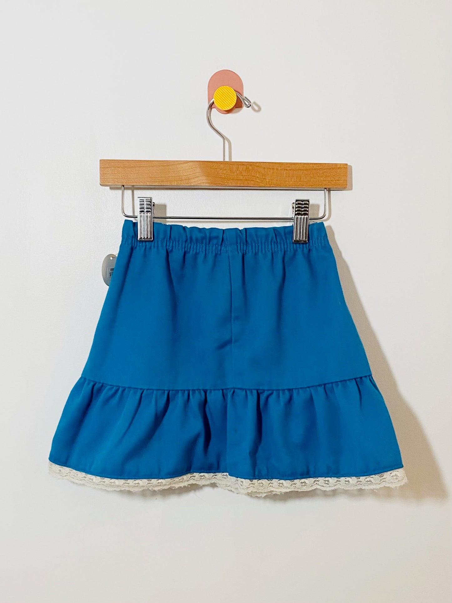 ruffle skirt / 4Y