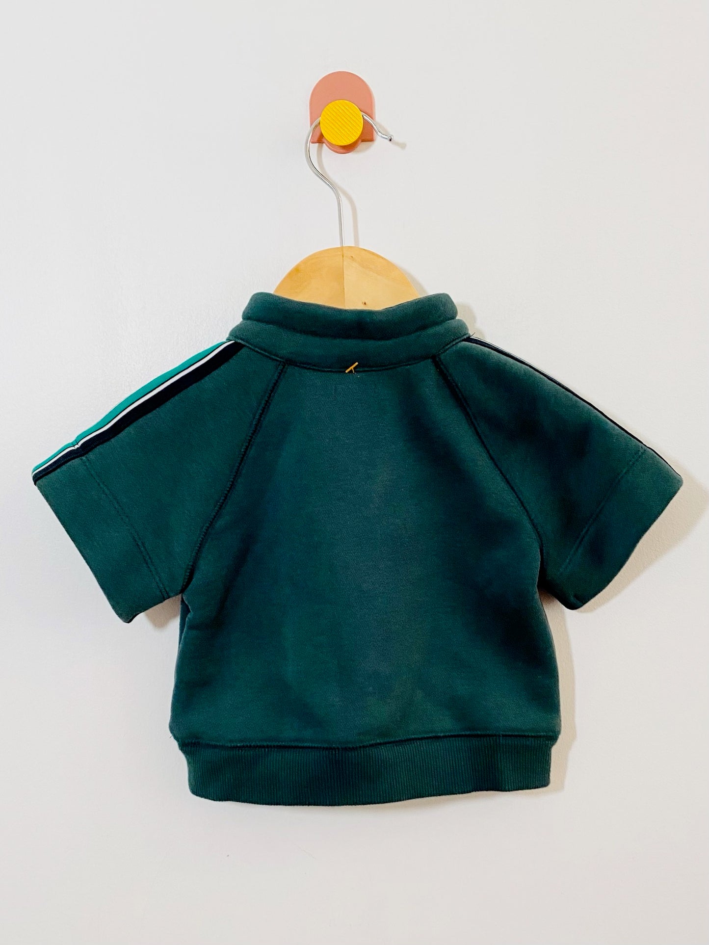 short sleeve sweatshirt / 6m