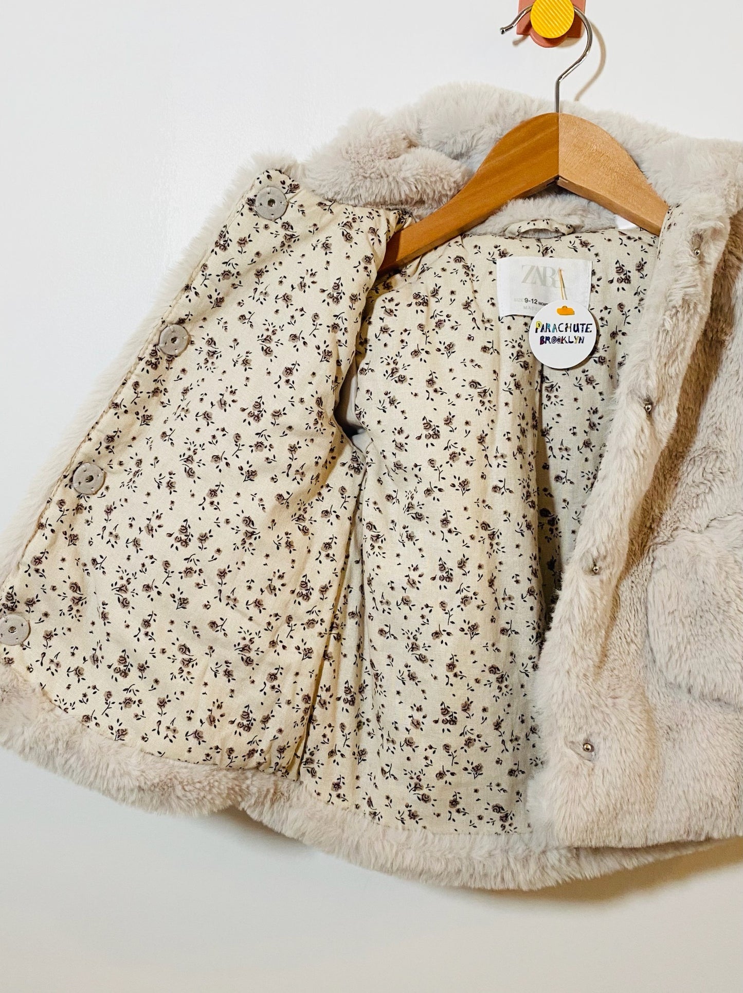 faux fur jacket / 9-12m