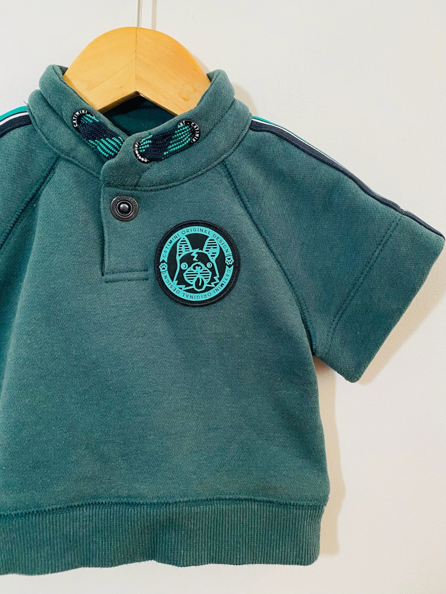 short sleeve sweatshirt / 6m