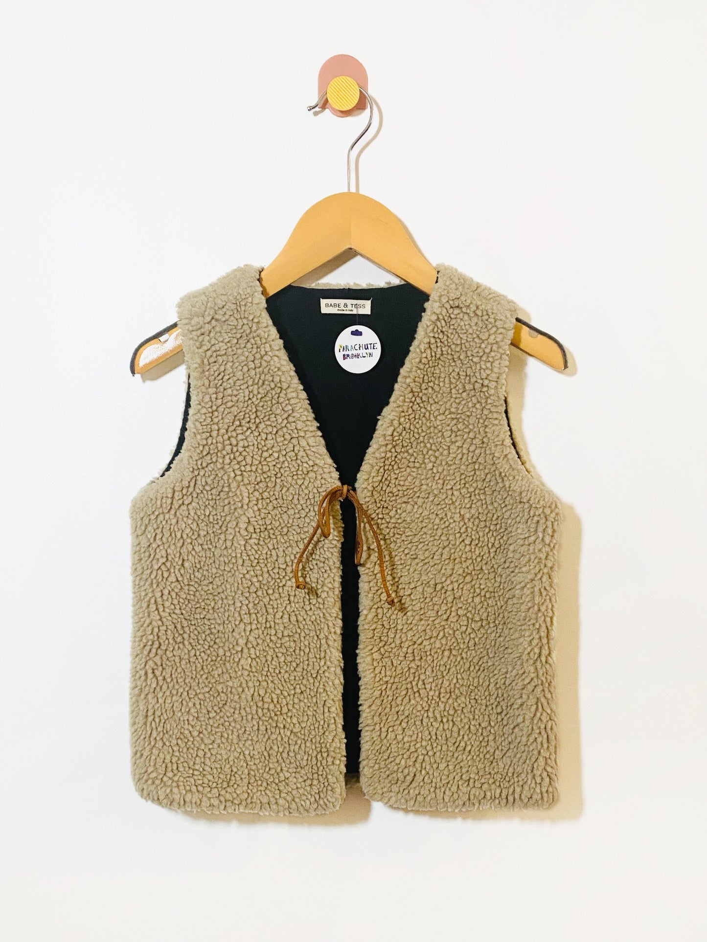 Babe & Tess sherpa vest / 6Y