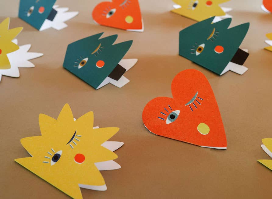 Isatopia - Heart Blink - Die Cut Card