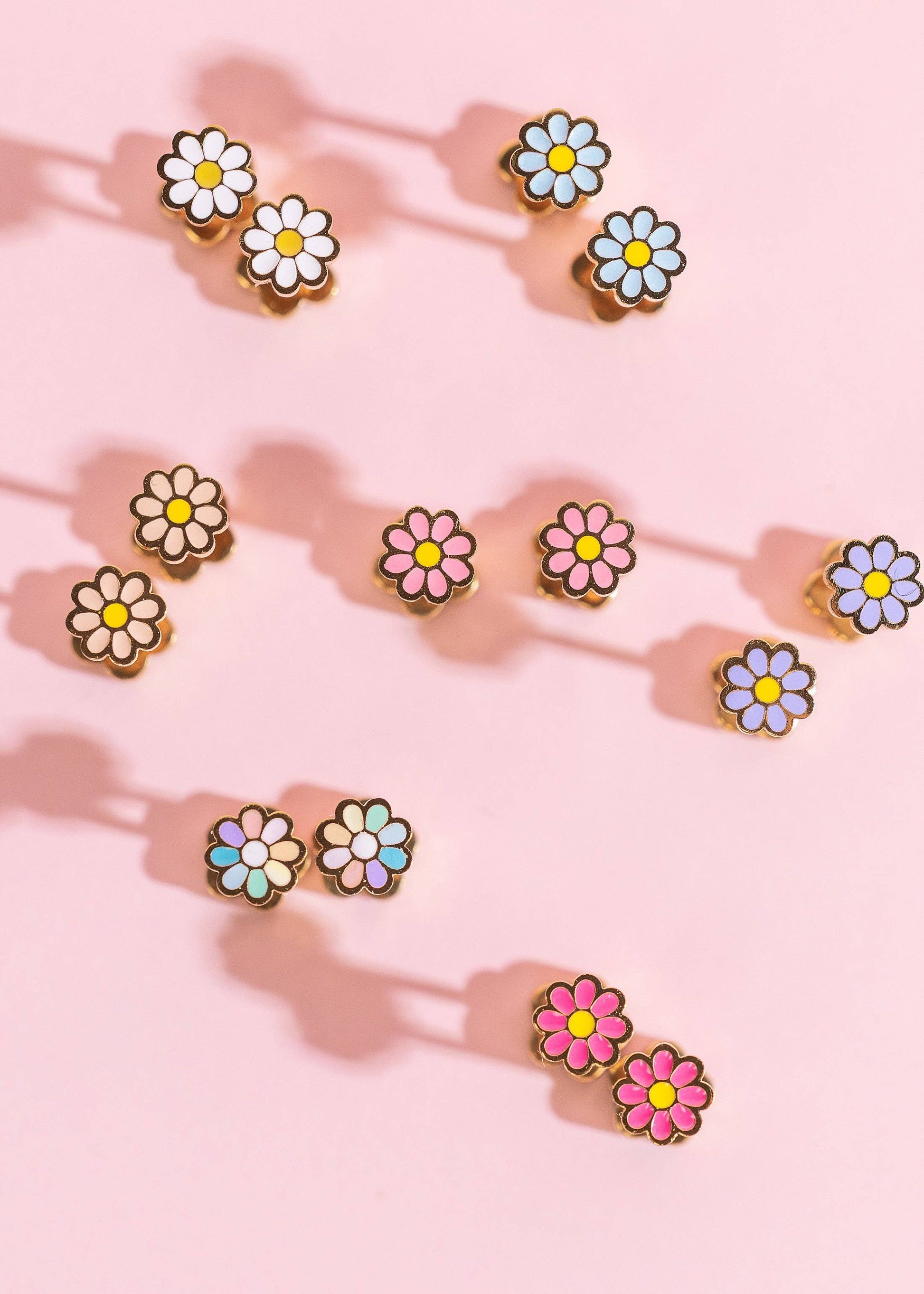 Pierced Co White Tiny Daisy Earrings