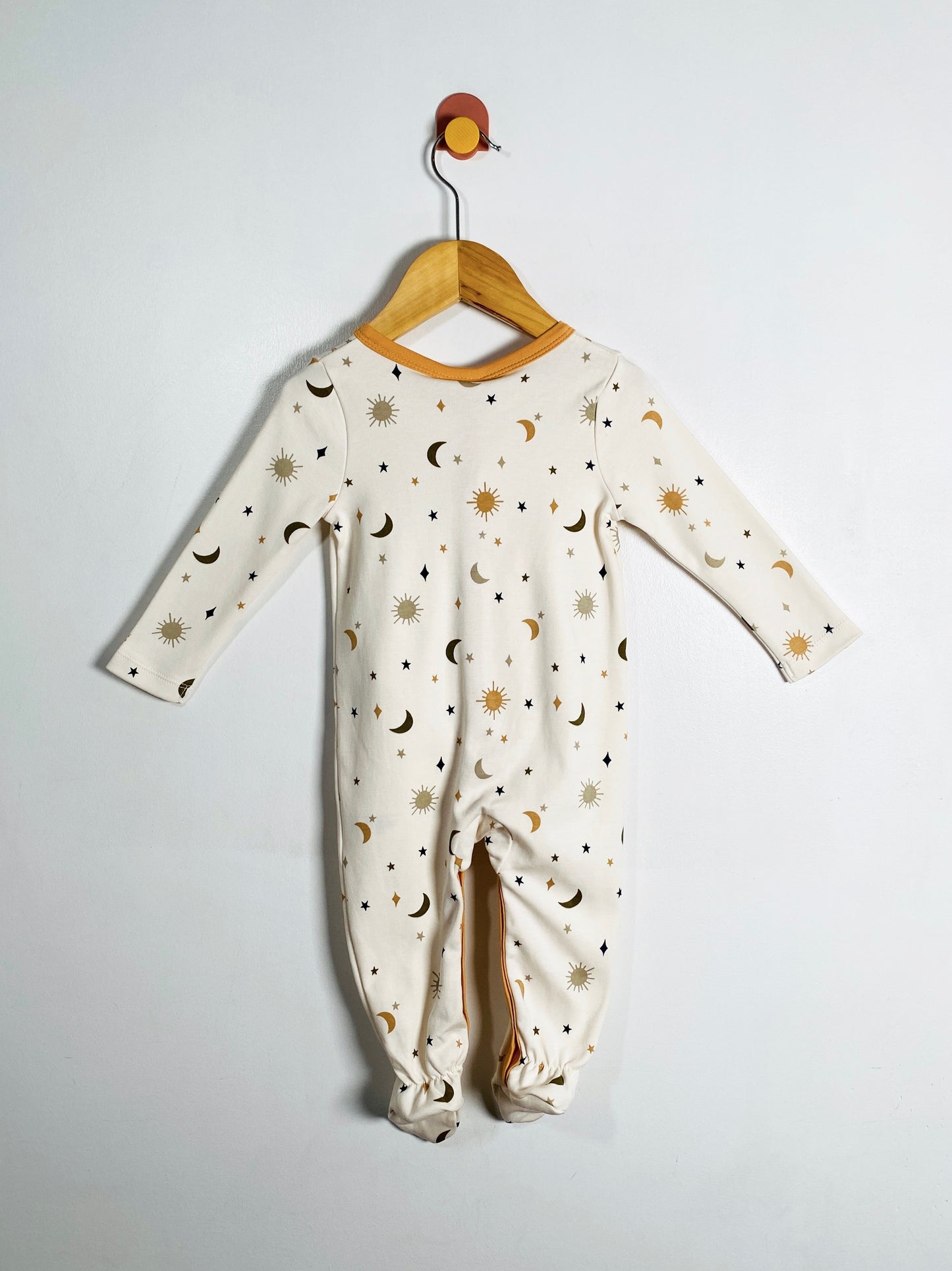 Little Bundle Stars and Moon Set / 6-12M