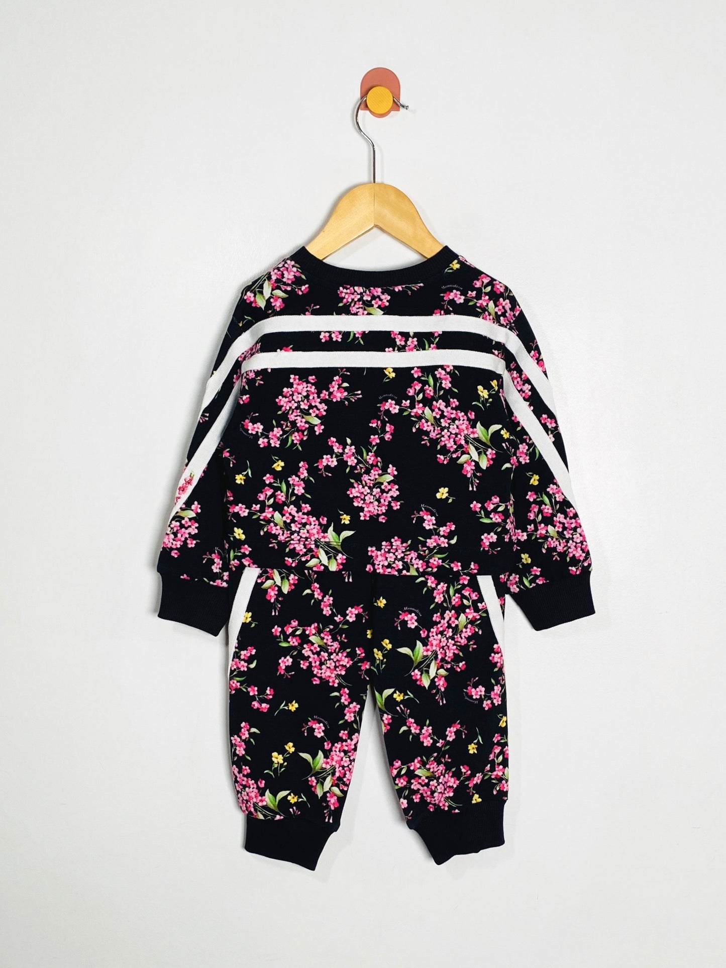 Monnalisa Black Floral Print Sweat Set / 2Y