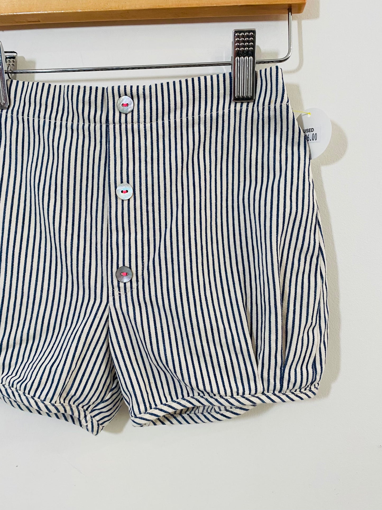stripe shorts / 6Y