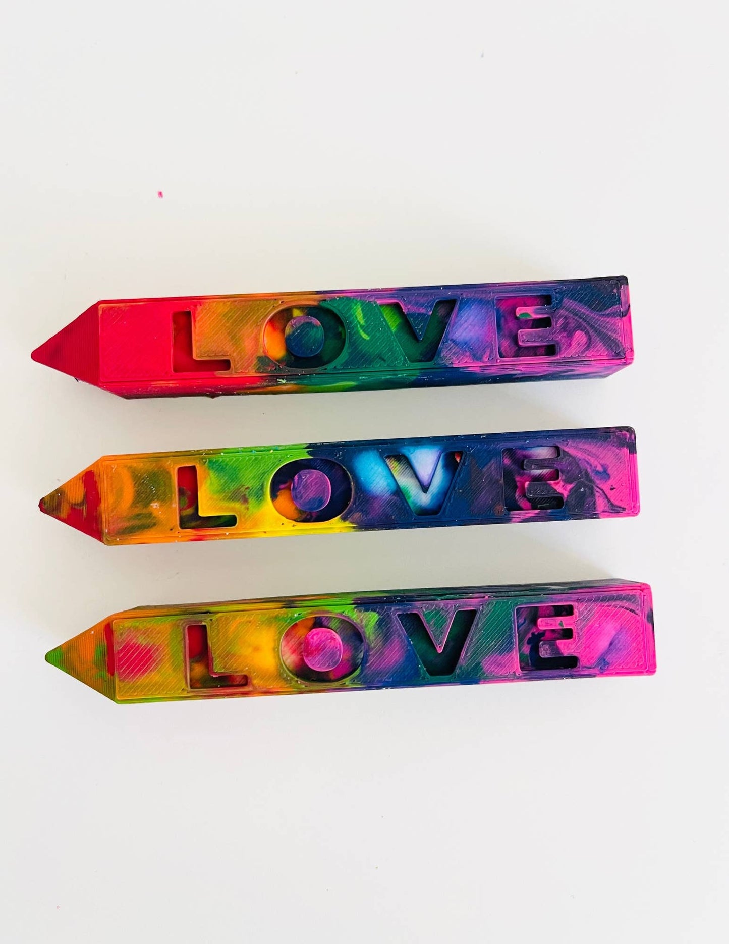 Coloring Home - Love Rainbow Crayon