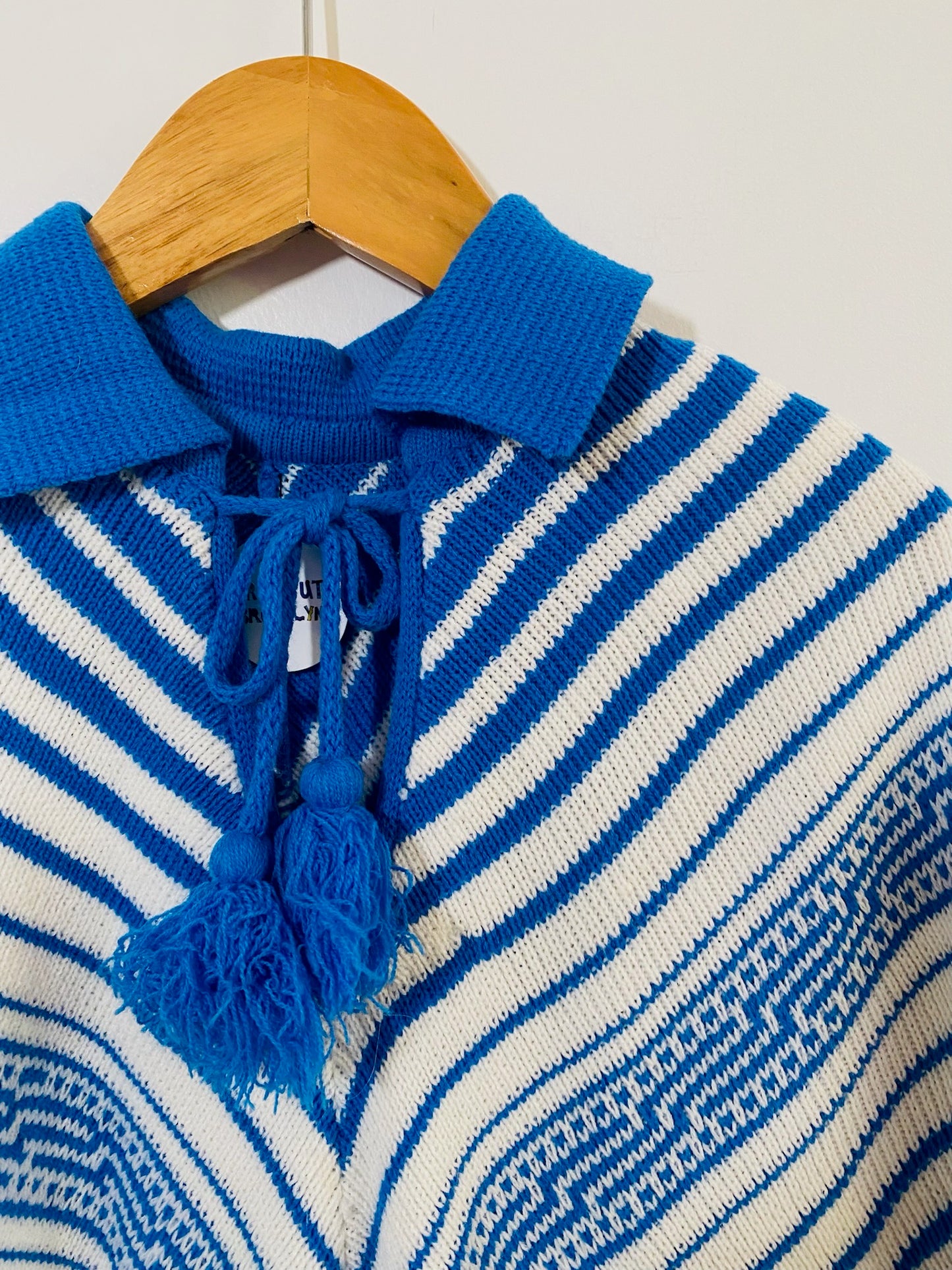 striped knit poncho / 12y