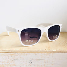 Load image into Gallery viewer, kids horn rimmed sunglasses