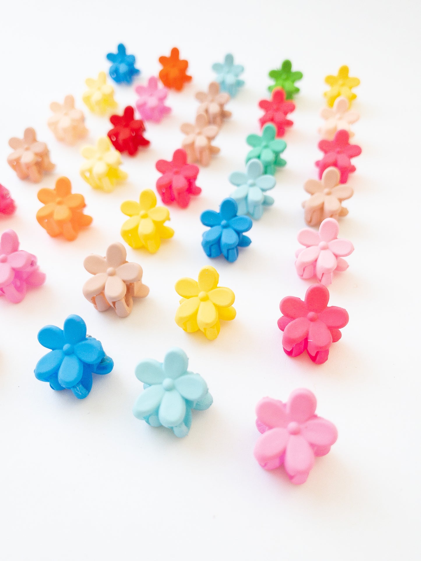 korean style mini flower hair clips - 36 Pack